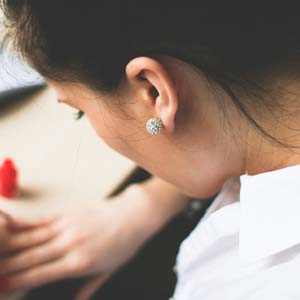 轰炸电话在线下单